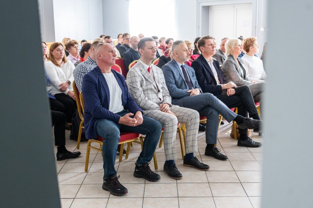 Spotkanie z sołtysami powiatu chełmińskiego, fot. Szymon Zdziebło/tarantoga.pl dla UMWKP