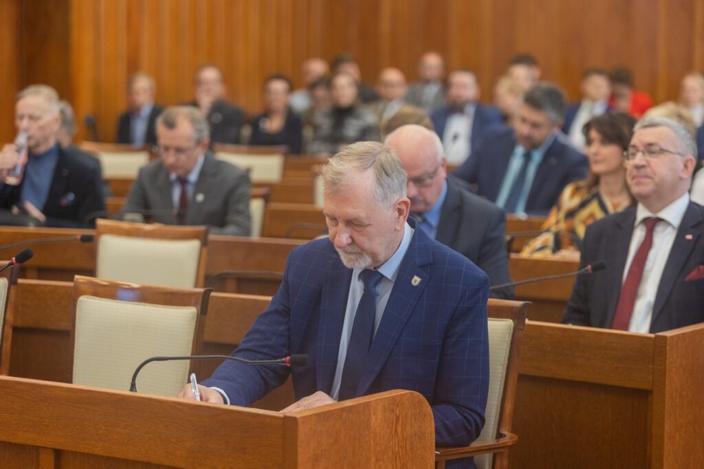 Sesja sejmiku województwa, 24 listopada 2025, fot. Mikołaj Kuras dla UMWKP