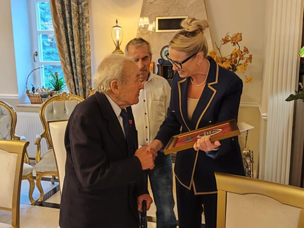 Wręczenie medalu Unitas Durat Stanisławowi Szafrańskiemu, fot. UMWKP