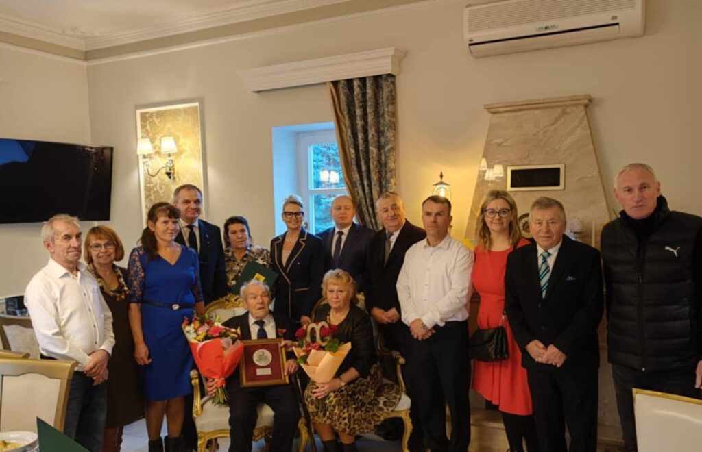 Wręczenie medalu Unitas Durat Stanisławowi Szafrańskiemu, fot. UMWKP