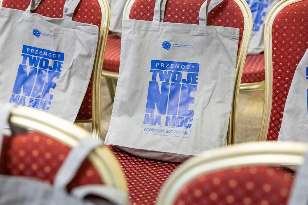 Konferencja Bezpieczne dzieciństwo – partnerstwo na rzecz zdrowia psychicznego i bezpieczeństwa rodzin”, fot. Szymon Zdziebło/tarantoga.pl dla UMWKP