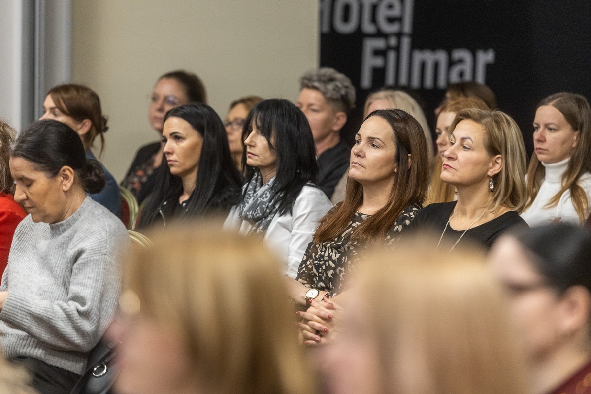 Konferencja Bezpieczne dzieciństwo – partnerstwo na rzecz zdrowia psychicznego i bezpieczeństwa rodzin”, fot. Szymon Zdziebło/tarantoga.pl dla UMWKP