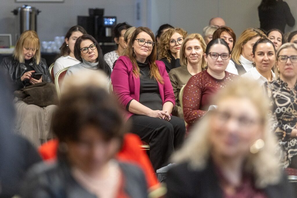 Konferencja Bezpieczne dzieciństwo – partnerstwo na rzecz zdrowia psychicznego i bezpieczeństwa rodzin”, fot. Szymon Zdziebło/tarantoga.pl dla UMWKP