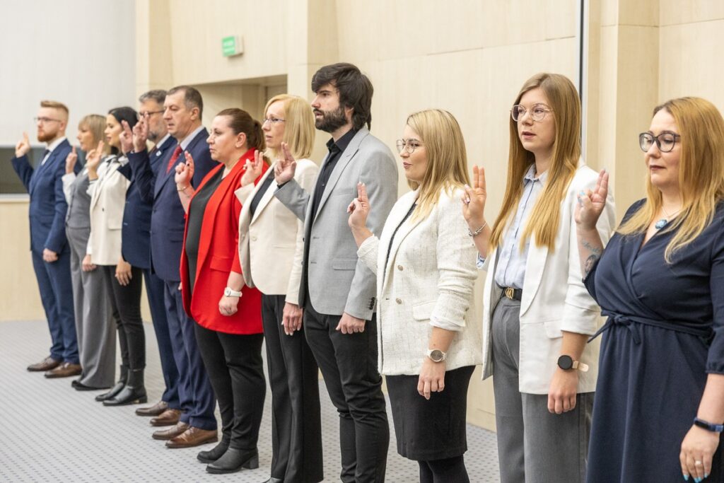 Oath-taking ceremony for officials, 4 December 2025, photo by Szymon Zdziebło/tarantoga.pl for UMWKP