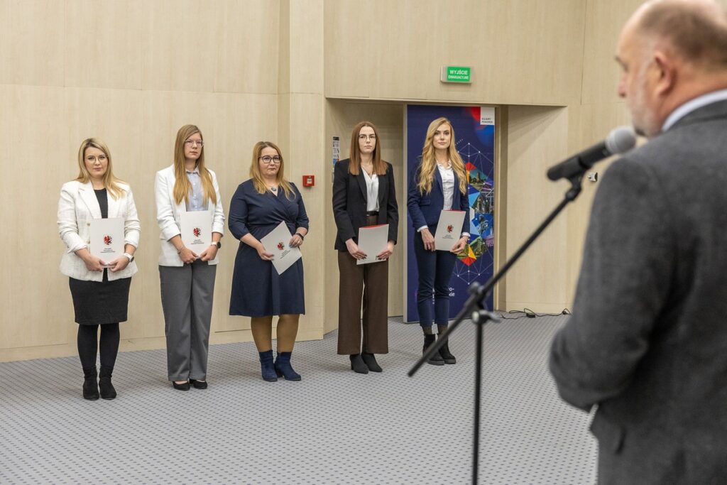 Oath-taking ceremony for officials, 4 December 2025, photo by Szymon Zdziebło/tarantoga.pl for UMWKP