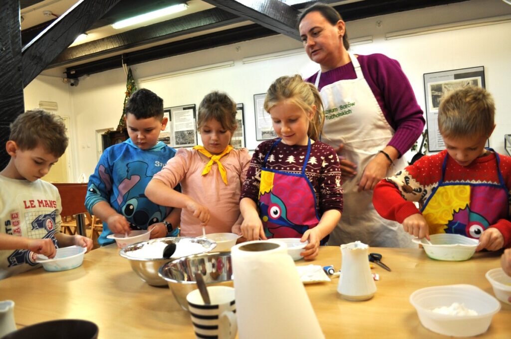 Warsztaty piernikowe w Muzeum Borów Tucholskich, fot. KPCD