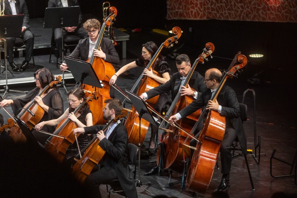 Gala jubileuszowa w Centrum Kulturalno-Kongresowym Jordanki, fot. Szymon Zdziebło/tarantoga.pl dla UMWKP