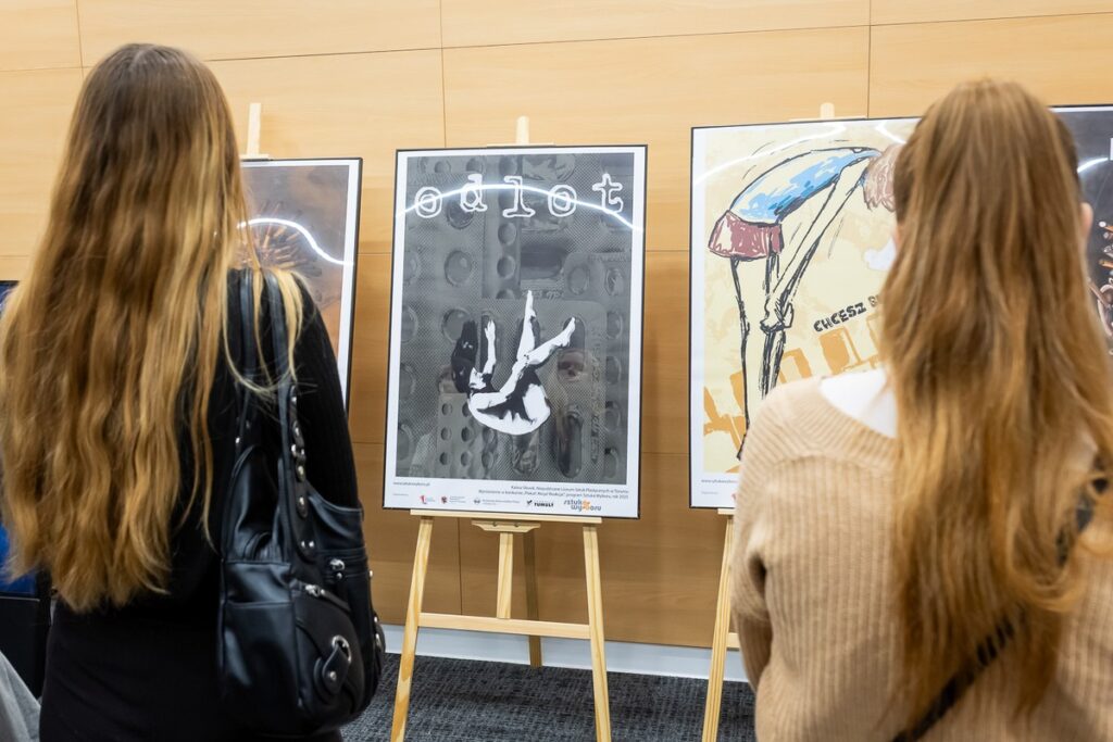 Wręczenie nagród w konkursie plastycznym „Plakat! Akcja! Reakcja!”, fot. Tomasz Czachorowski/eventphoto.com.pl dla UMWKP