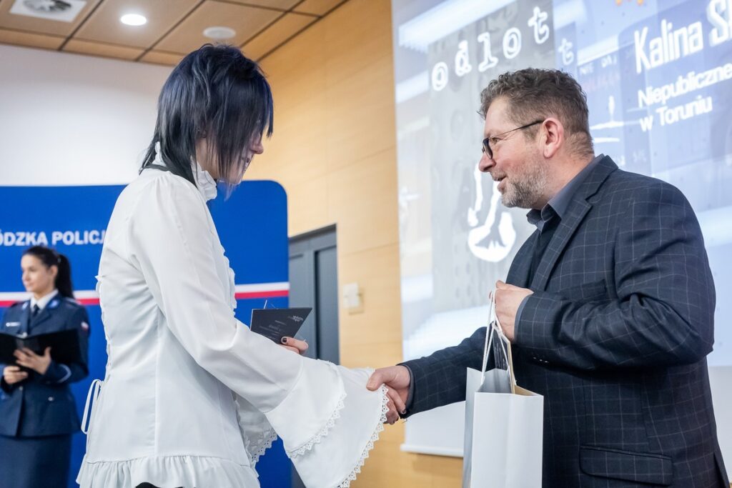 Wręczenie nagród w konkursie plastycznym „Plakat! Akcja! Reakcja!”, fot. Tomasz Czachorowski/eventphoto.com.pl dla UMWKP