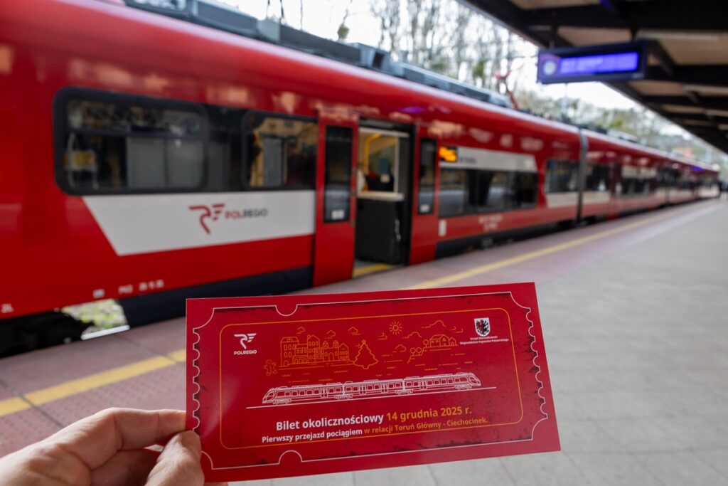 Inauguracja połączeń do Ciechocinka, fot. Mikołaj Kuras dla UMWKP