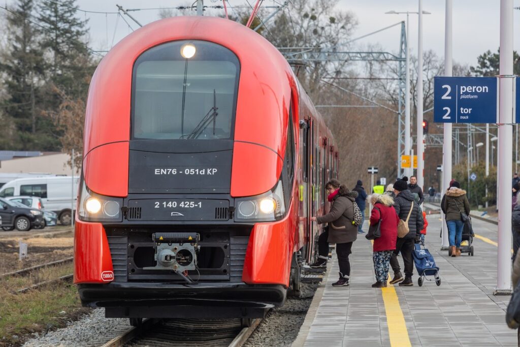 Inauguracja połączeń do Ciechocinka, fot. Mikołaj Kuras dla UMWKP