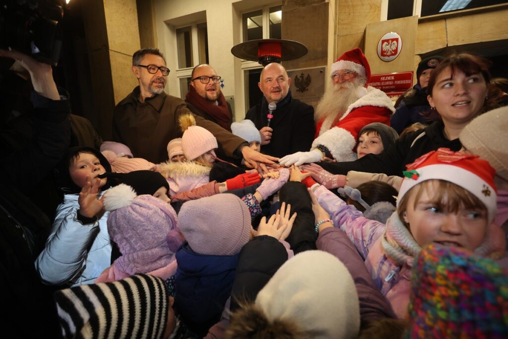 Warsztaty świąteczne z marszałkiem, fot. Mikołaj Kuras dla UMWKP