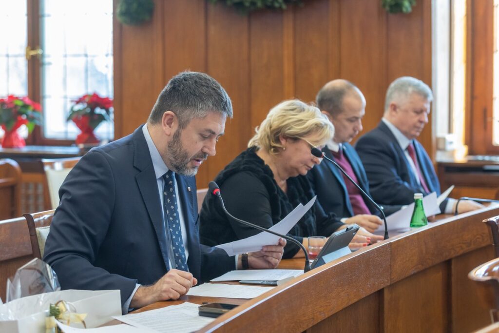 Budget session of the Regional Parliament, 19 December 2025, photo by Mikołaj Kuras for UMWKP