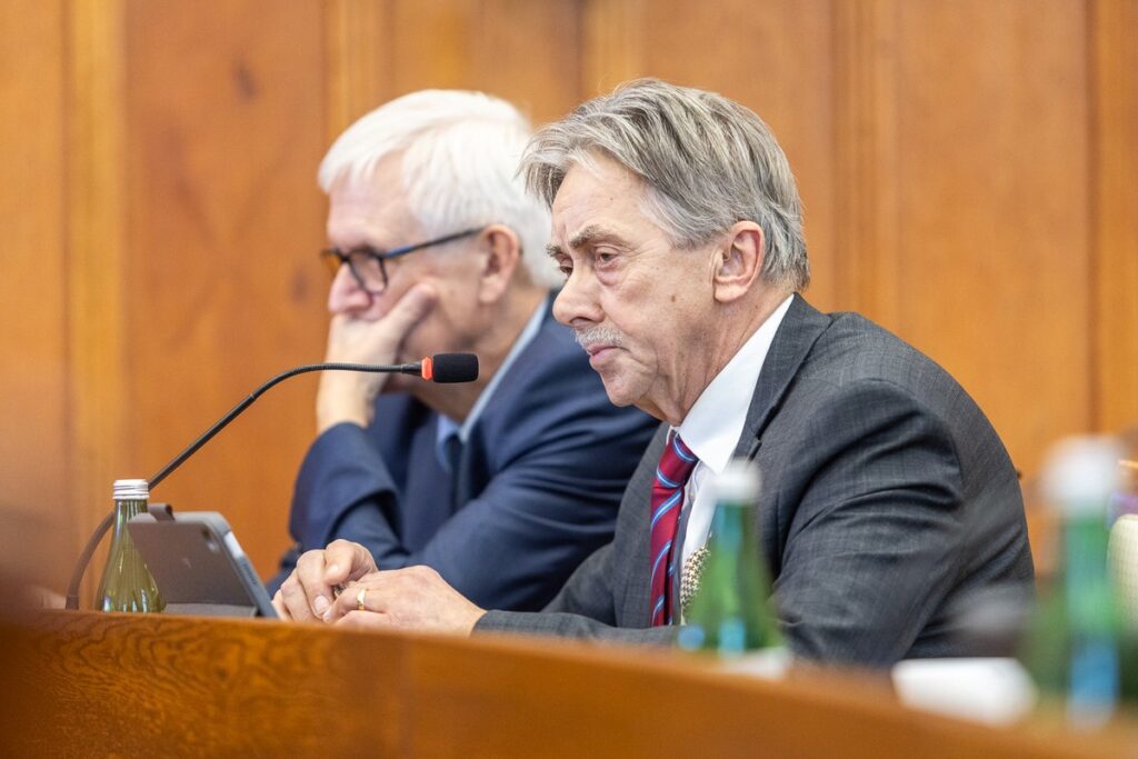 Budget session of the Regional Parliament, 19 December 2025, photo by Szymon Zdziebło / tarantoga for the UMWKP