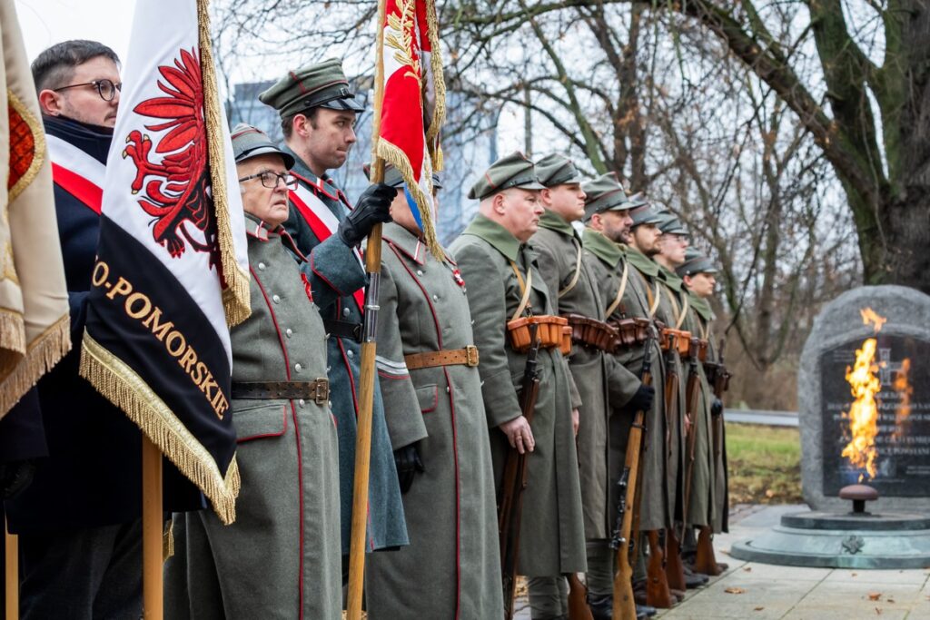 Obchody 107. rocznicy wybuchu Powstania Wielkopolskiego w Bydgoszczy, fot. Tomasz Czachorowski/eventphoto.com.pl
