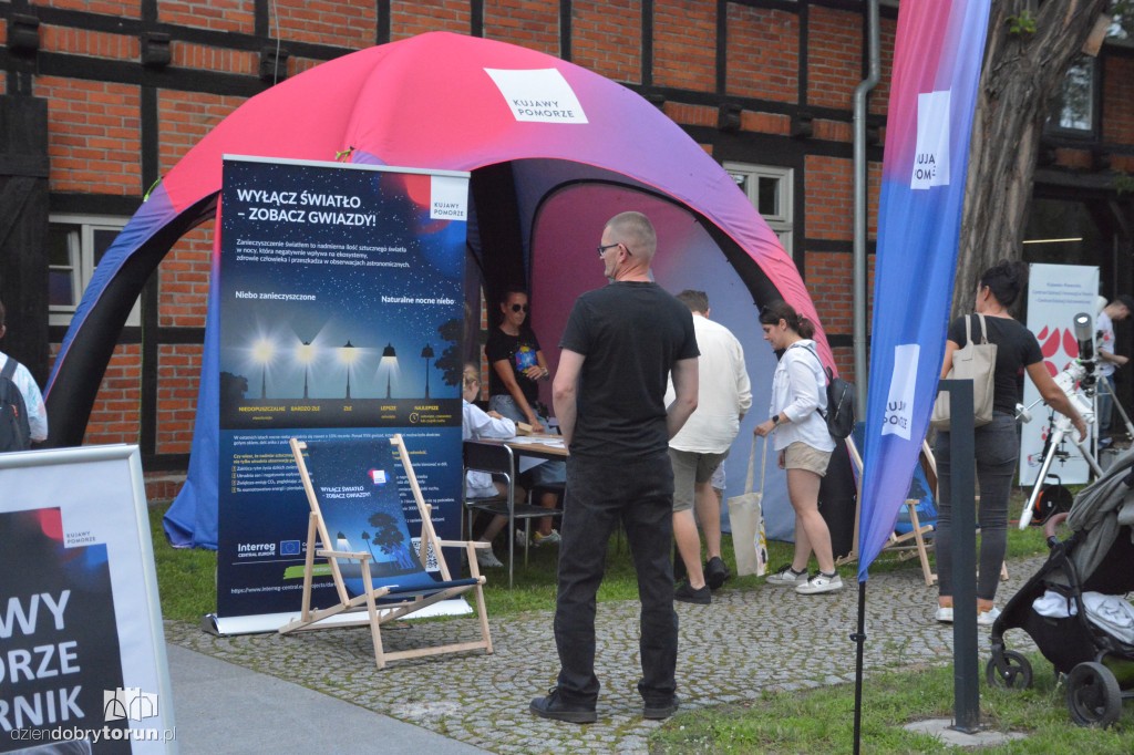 „Powrót na Księżyc” – naukowy piknik pod gwiazdami w Toruniu, fot. Mikołaj Kuras