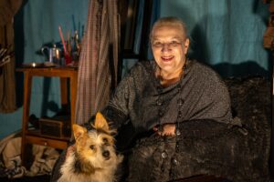 Agnieszka Niezgoda, z psem.