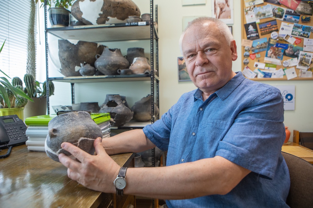 Professor Jacek Gackowski, photo by Mikołaj Kuras for the UMWKP