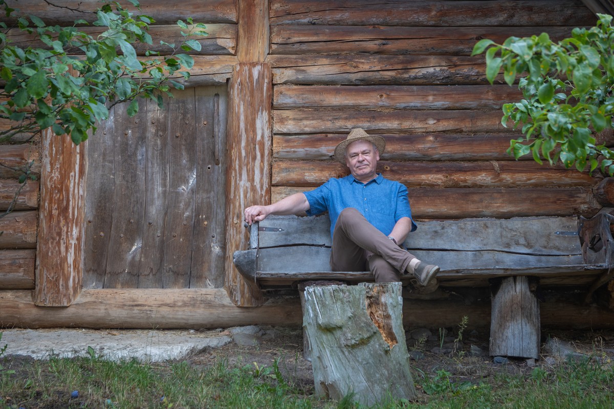 Professor Jacek Gackowski, photo by Mikołaj Kuras for the UMWKP
