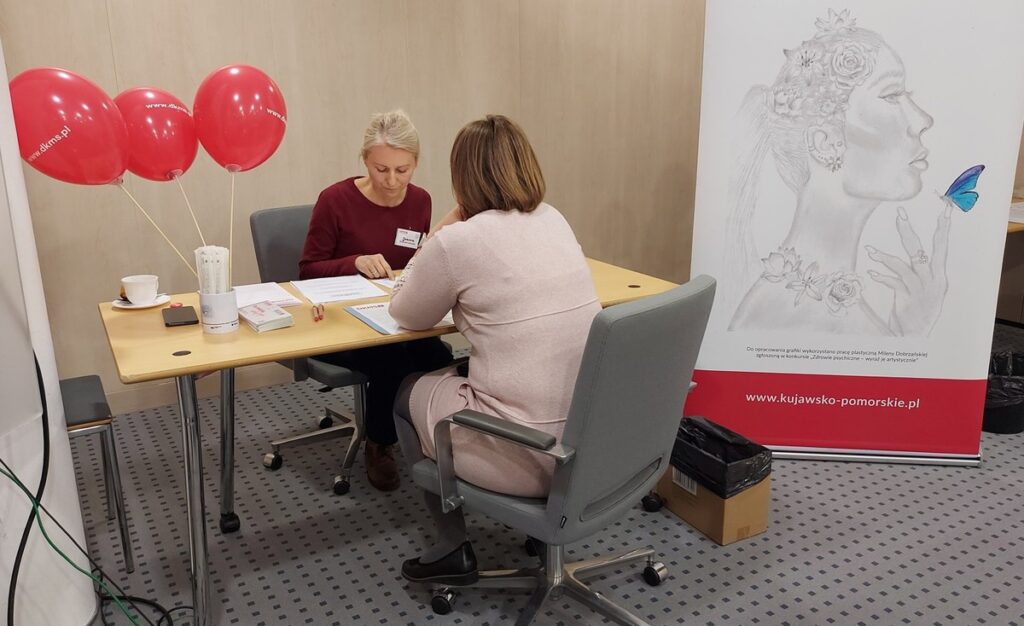 Rejestracja dawców szpiku kostnego w Urzędzie Marszałowskim, fot. Barbara Ptaszyńka