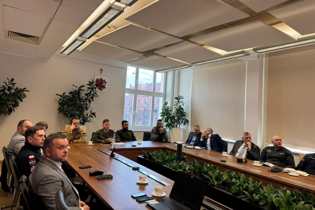 Członkowie zespołu koordynatorów bezpilotowych statków powietrznych, Fot. Jędrzej Styś