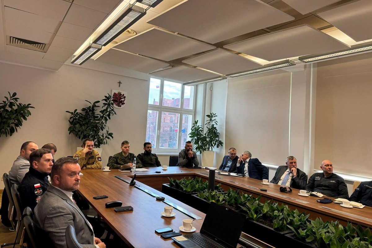 Członkowie zespołu koordynatorów bezpilotowych statków powietrznych, Fot. Jędrzej Styś