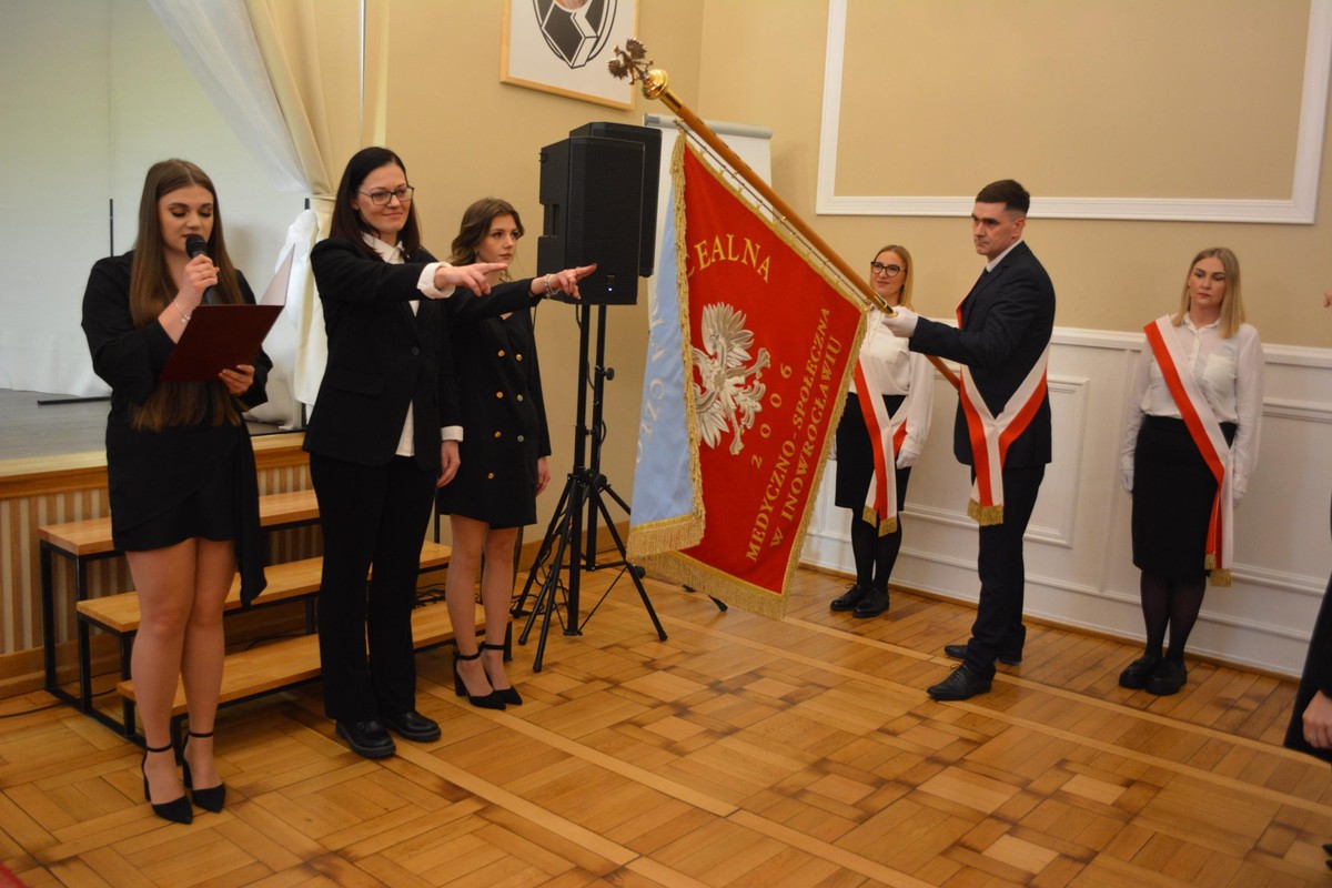 Ślubowanie absolwentów