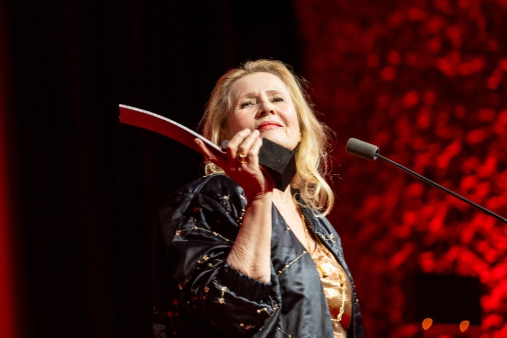 Nagroda Filmowa Marszałka Województwa dla Grażyny Szapołowskiej, fot. Andrzej Goiński/UMWKP