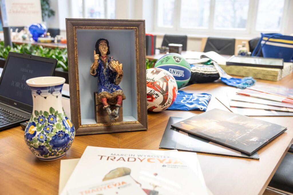 XIV Marszałkowski Bal Dobroczynny, fot. Szymon Zdziebło/tarantoga.pl dla UMWKP