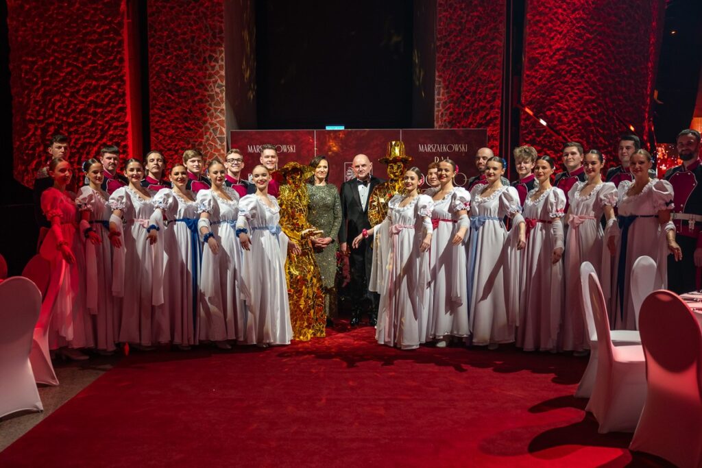 XIV Marszałkowski Bal Dobroczynny, fot. Szymon Zdziebło/tarantoga.pl dla UMWKP