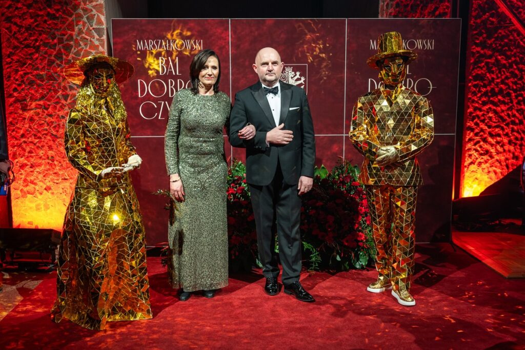 XIV Marszałkowski Bal Dobroczynny, fot. Szymon Zdziebło/tarantoga.pl dla UMWKP
