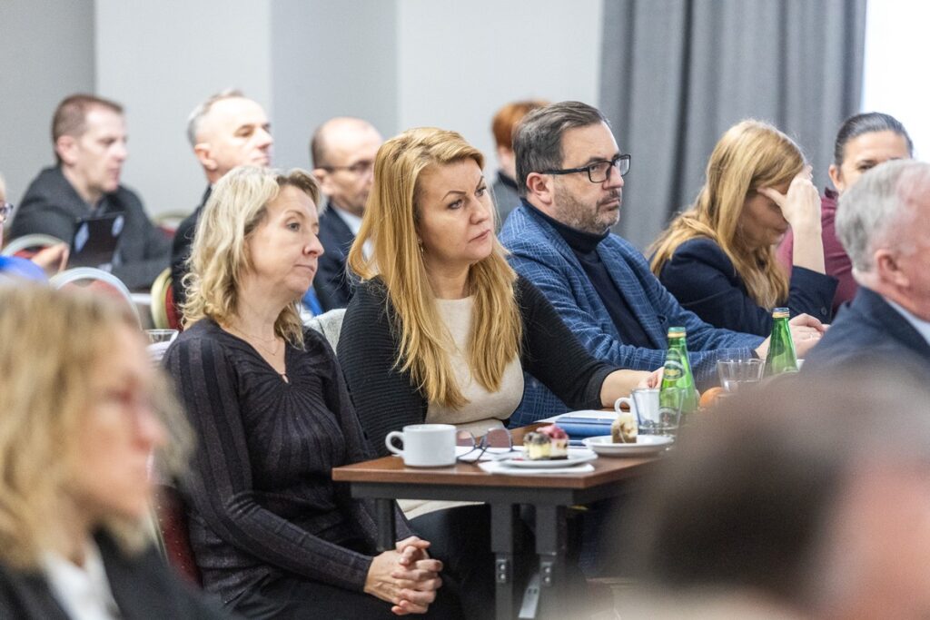 Posiedzenie podsumowujące Komitetu Monitorującego RPO 14-20, fot. Szymon Zdziebło/tarantoga dla UMWKP