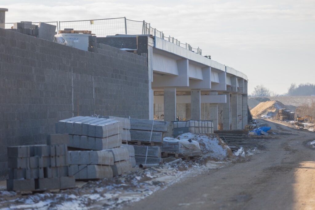 Budowa obwodnicy Mogilna, fot. Mikołaj Kuras dla UMWKP