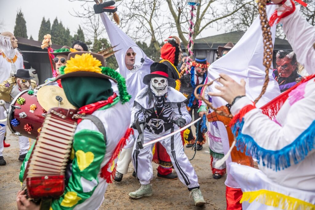 Grupa zapustna ze Świętosława w akcji, fot. Andrzej Goiński/UMWKP