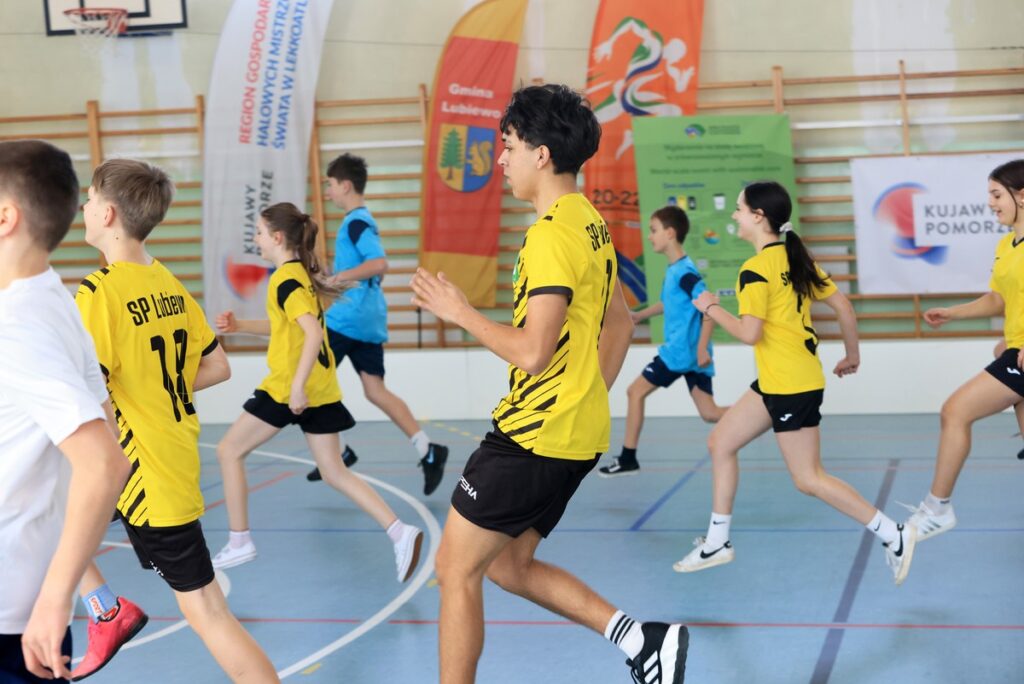 Lubiewo, 50 sztafet Kujaw i Pomorza, 16 lutego 2026 r., fot. Sławomir Kowalski