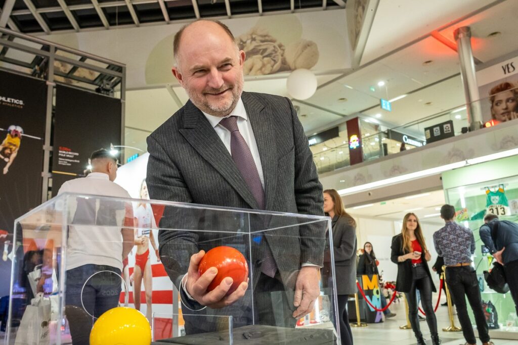 Otwarcie wystawy przygotowanej przez Museum of World Athletics, fot. Szymon Zdziebło/tarantoga.pl dla UMWKP