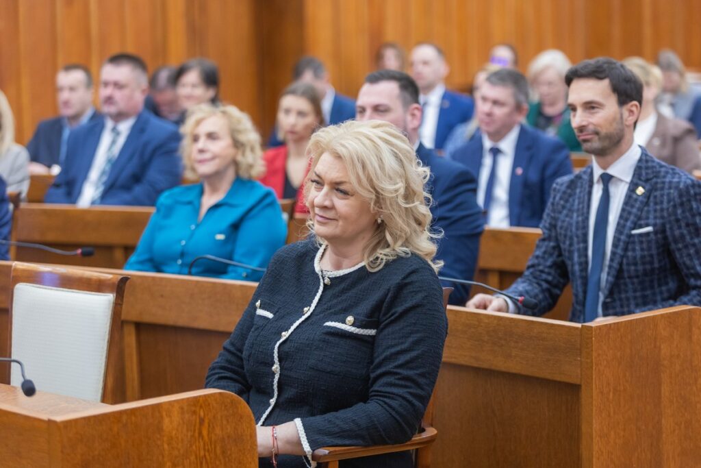 Uroczystość przekazania umów FEdKP, 25 lutego 2025, fot. Mikołaj Kuras dla UMWKP