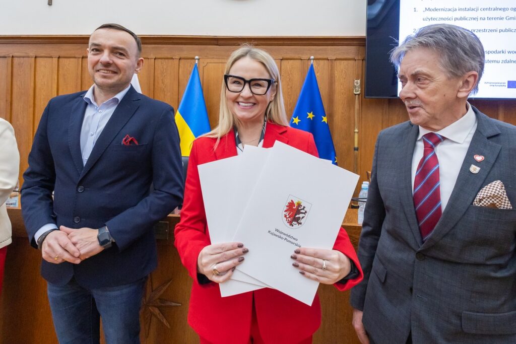 Uroczystość przekazania umów FEdKP, 25 lutego 2025, fot. Mikołaj Kuras dla UMWKP