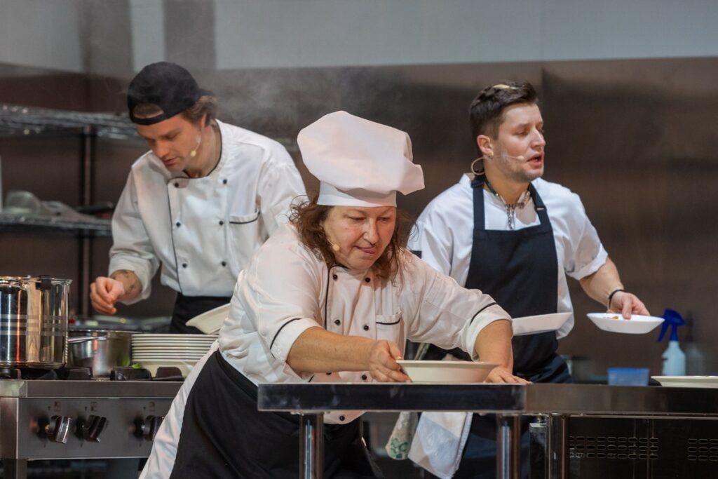 Próba medialna spektaklu „Na ostrzu noża”, fot. Mikołaj Kuras dla UMWKP