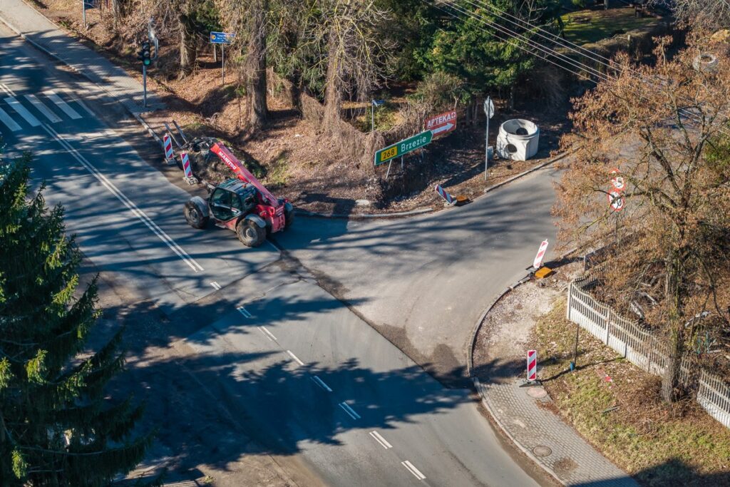 Modernizacja DW 268 Brzezie- Brześć Kujawski, fot. Szymon Zdziebło/tarantoga.pl dla UMWKP