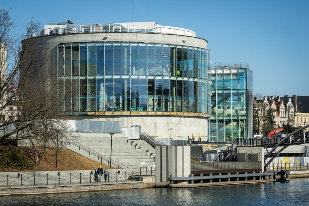 Rozbudowa Opery Nova w obiektywie Tomasza Czachorowskiego/eventphoto (dla UMWKP)