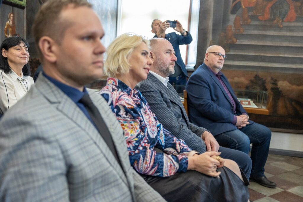 Contract signing ceremony, photo by Mikołaj Kuras for UMWKP