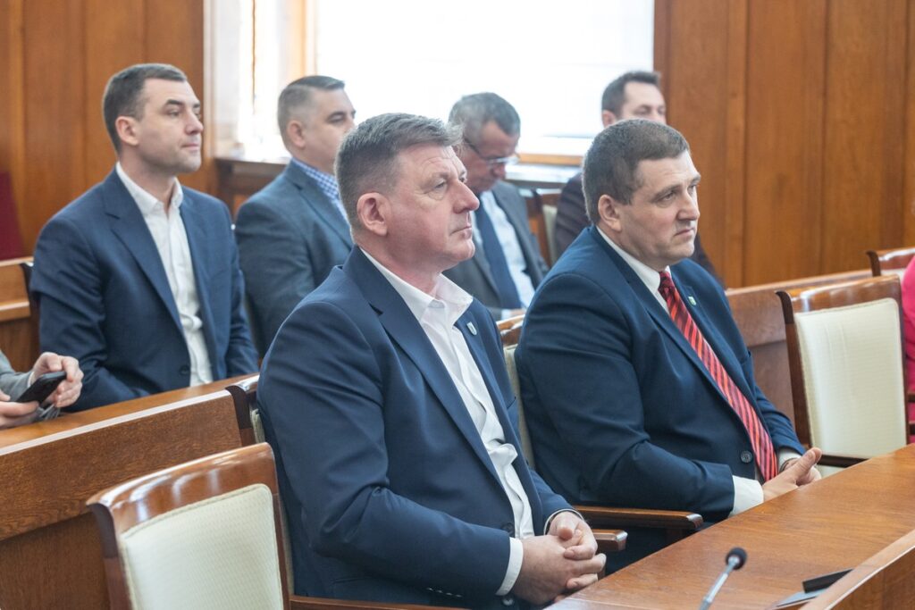 Uroczyste rozdanie umów, fot. Mikołaj Kuras dla UMWKP