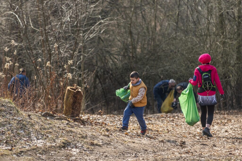 Kujawsko-Pomorski Plogging: Kujawsko-Pomorski Plogging w Toruniu, fot. Andrzej Goiński/UMWKP