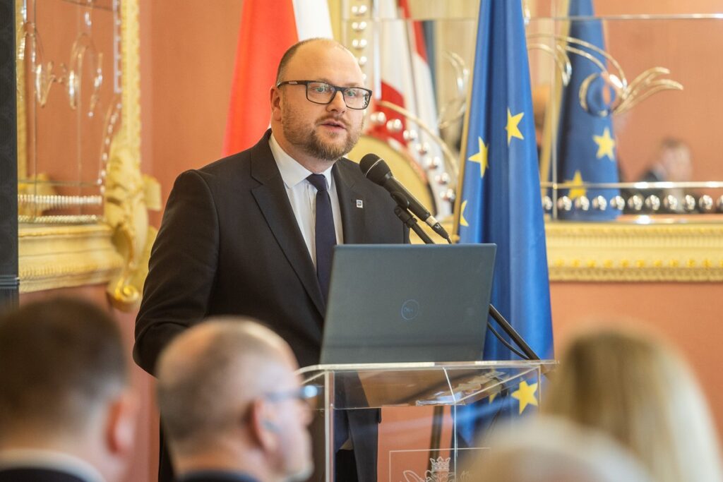 Seminarium CoR NAT Commission w Toruniu, fot. Szymon Zdziebło/tarantoga dla UMWKP