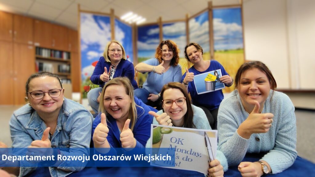 Pracowniczki Departamentu Rozwoju Obszarów Wiejskich, zdjęcie na konkurs „Odczarujmy Blue Monday” 2026