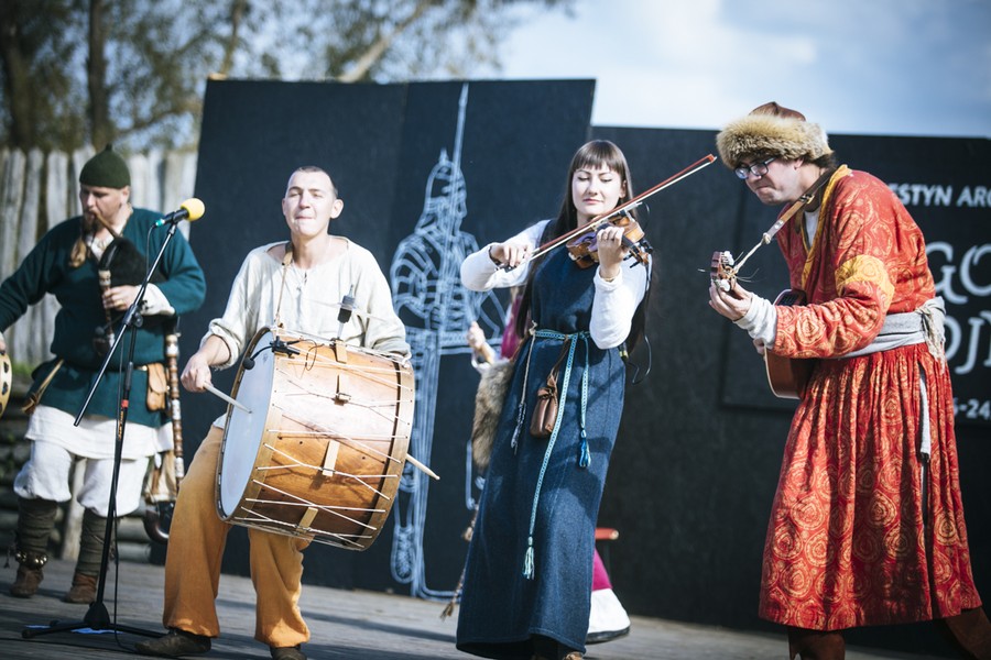 Festyn Archeologiczny w Biskupinie 2017, fot. Andrzej Goiński/UMWKP