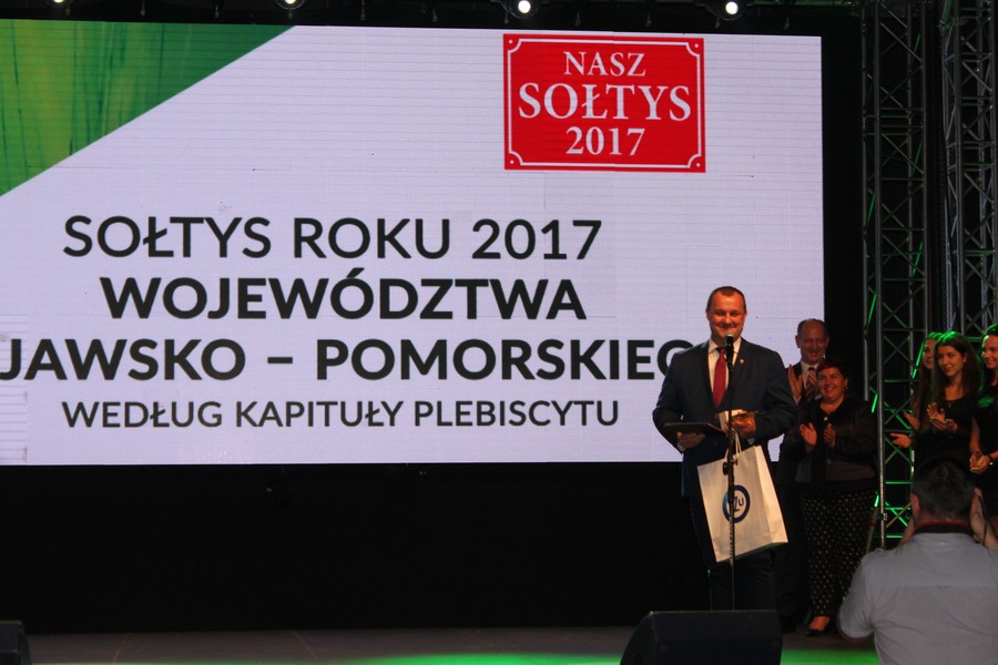 Arkadiusz Jąkalski został zwycięzcą konkursu „Sołtys Roku 2017”, fot. Andrzej Żeglarski