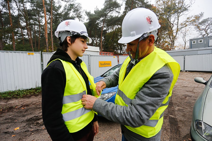 22.10.2017 r., Po raz kolejny mieszkańcy regionu mieli okazję zobaczyć postępy na budowie szpitala zespolonego na Bielanach, fot. Mikołaj Kuras