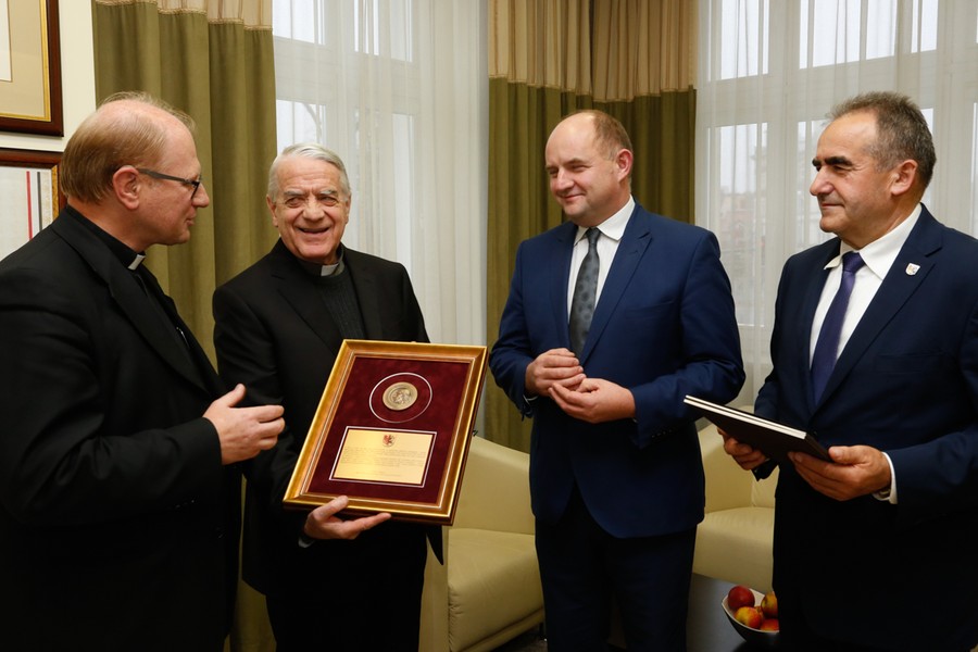 25.10.2017 r., Wizyta o. Federico Lombardiego SJ, przewodniczącego watykańskiej Fundacji Josepha Ratzingera Benedykta XVI, fot. Mikołaj Kuras